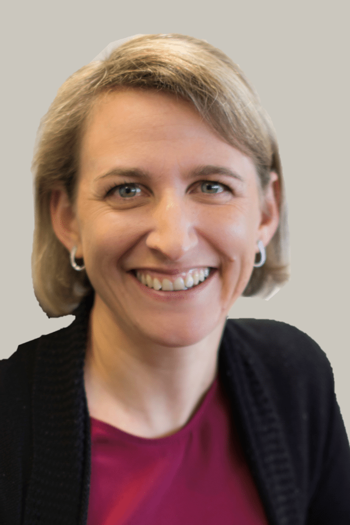 Dr Caroline Belrose